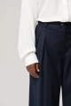 Spodnie garniturowe z zakładkami z przodu wide leg Florencja Dark Navy