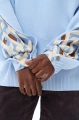 Sweter damski z dekoracyjnymi rękawami Celeste 2 Light Blue / Dpa 153A