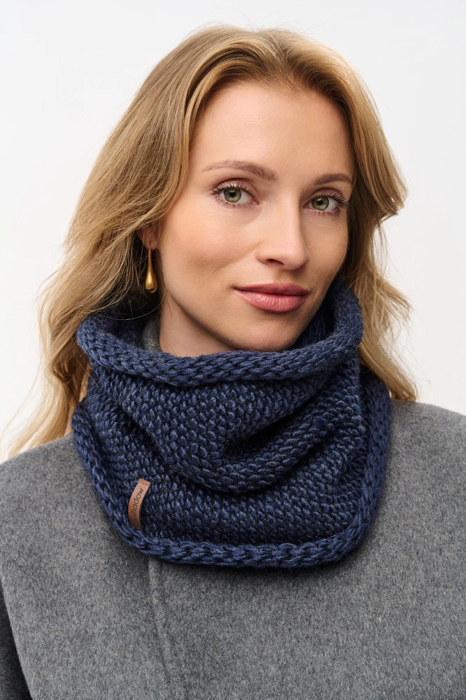 Dzianinowy komin damski z grubym strukturalnym splotem Kazza Dark Navy