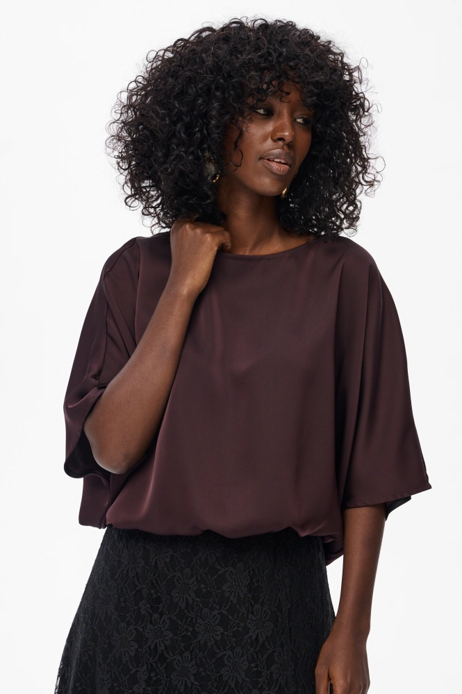 Elegancka tkaninowa bluzka z krótkim rękawem o regularnym kroju Royal. Dark Brown