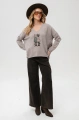Sweter w serek z aplikacją Kety Stone