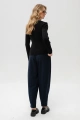 Sweter wiskozowy z ozdobnym splotem i ażurem w dekolcie Xava Black