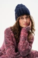 Miękka czapka damska typu beanie z charakterystyczną fakturą bouclé Boucle Dark Navy