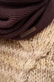 Prążkowany komin z wiskozy Amara Dark Brown
