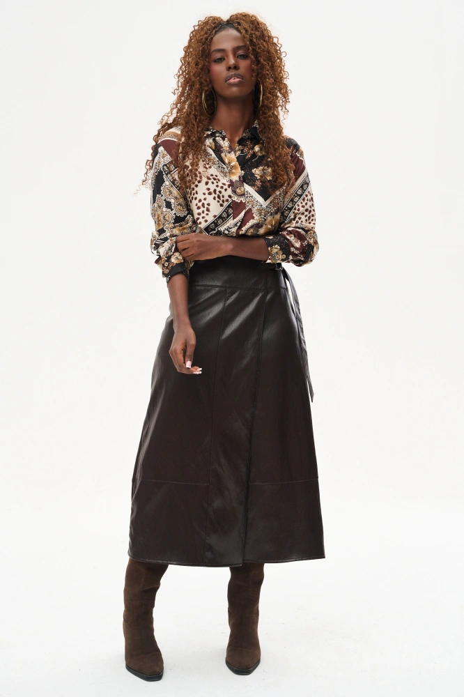 Spódnica midi z imitacji skóry z klamrą Tulia Dark Brown